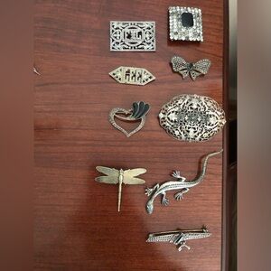 vintage broaches. bundle of 9